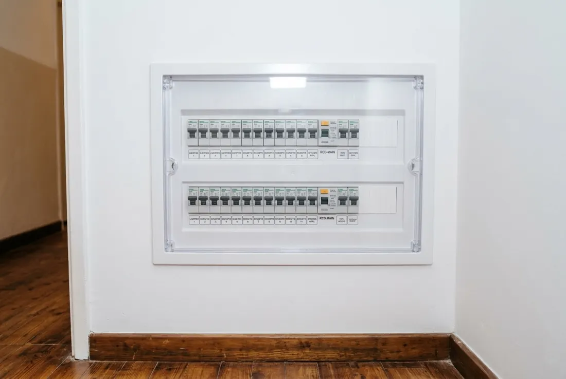 Nuovo quadro elettrico a norma - dopo